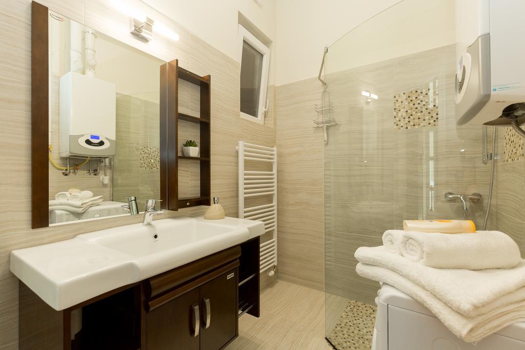 Family Buddha Apartment Budapest Ngoại thất bức ảnh